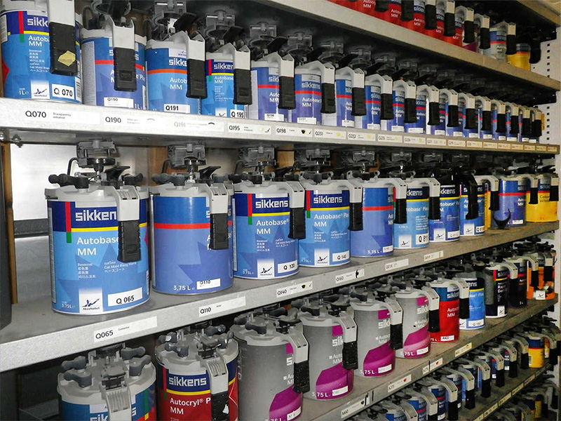 キズ・ヘコミをキレイに仕上げます